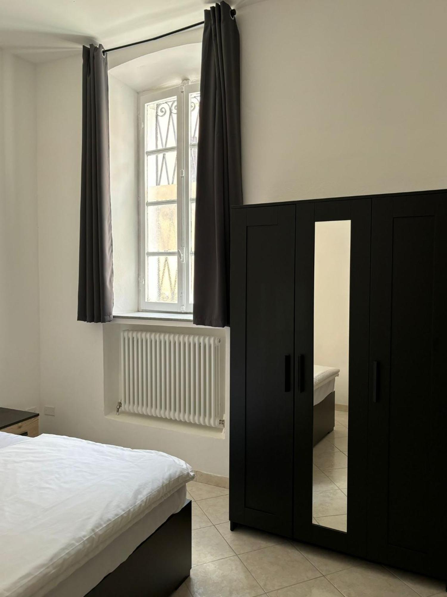 Fiore Apartments Fiorenzuola dʼArda Exteriör bild